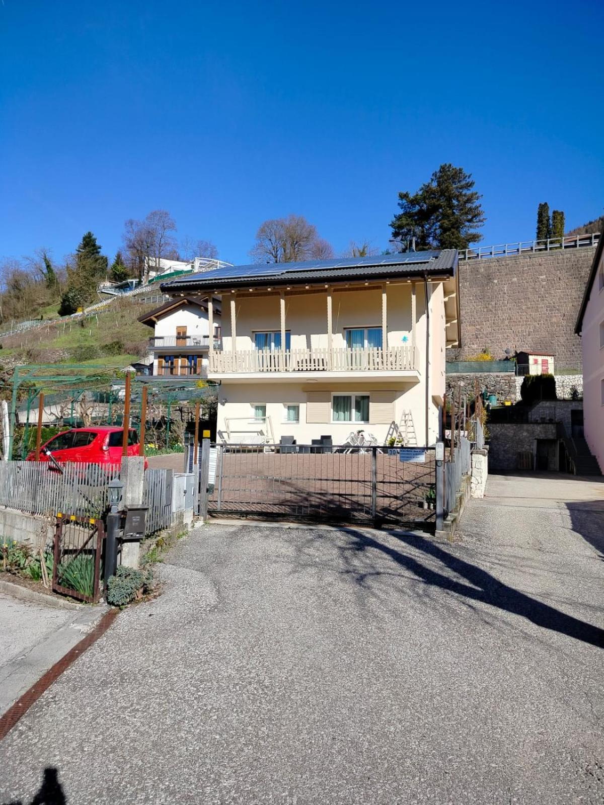 Appartamento Al Lago Levico Terme Eksteriør bilde